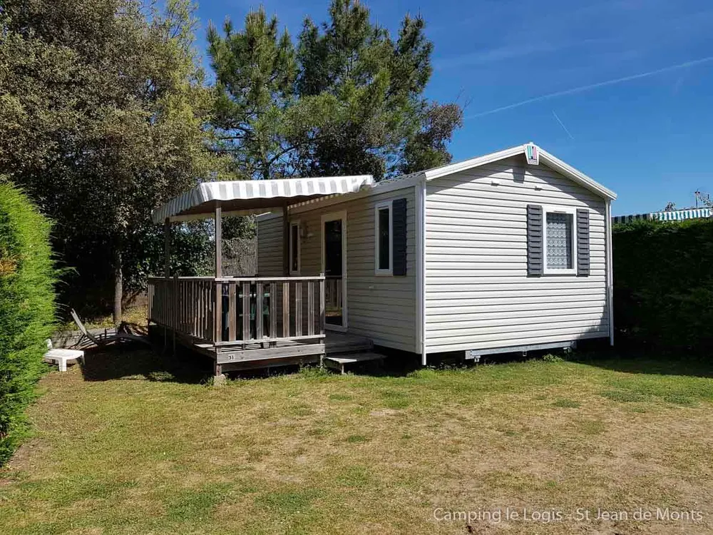 Mobil-home confort avec terrasse en bois